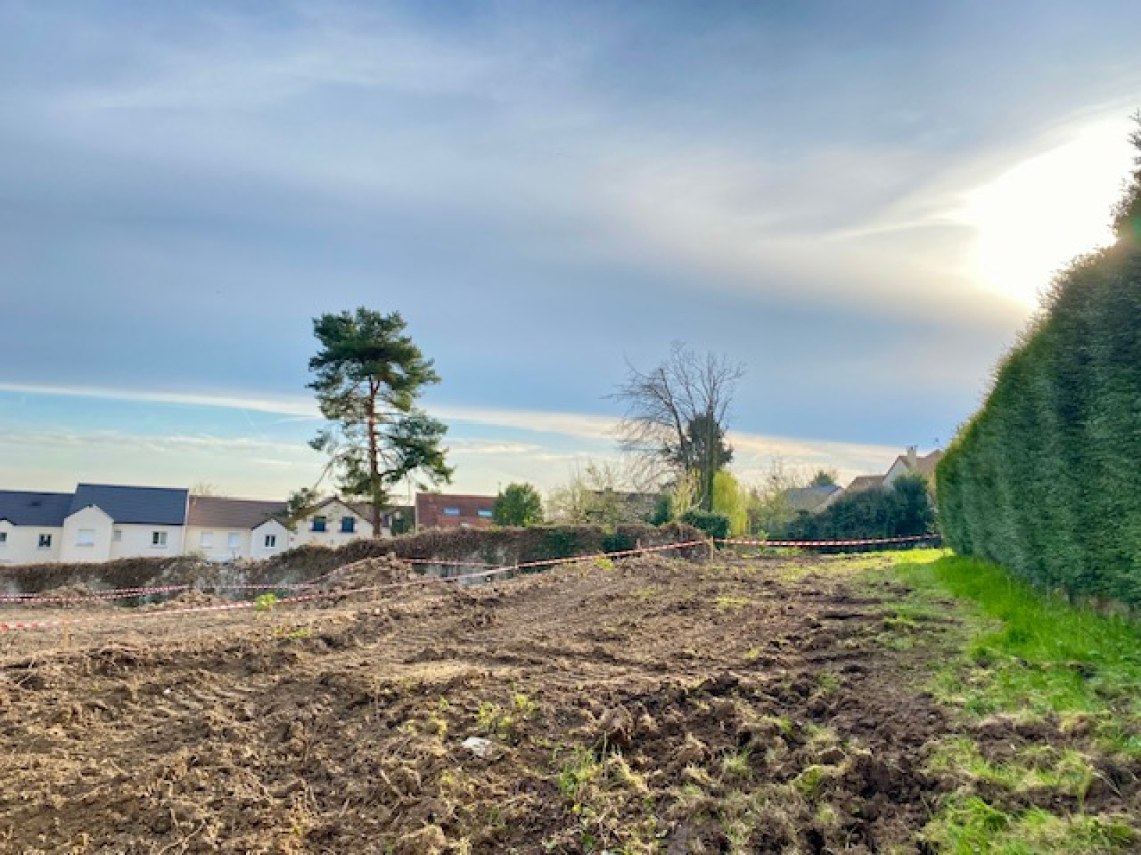 Image_1, Terrain, Orgeval, ref :49402