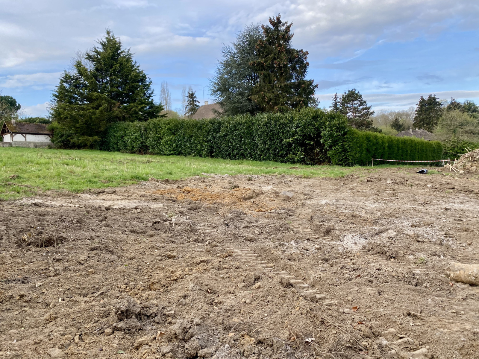 Image_1, Terrain, Orgeval, ref :49404